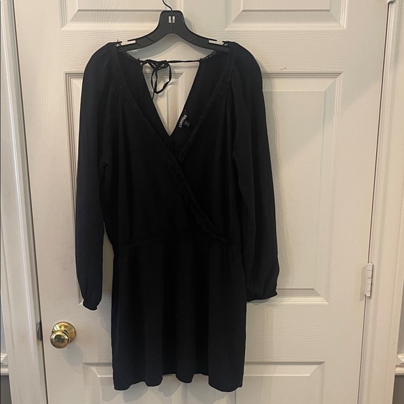 Express Black Long Sleeve Dress - Picture 2 of 5